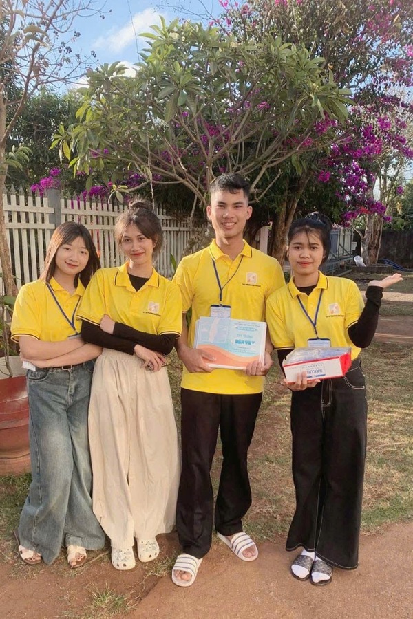 Đồng phục sự kiện